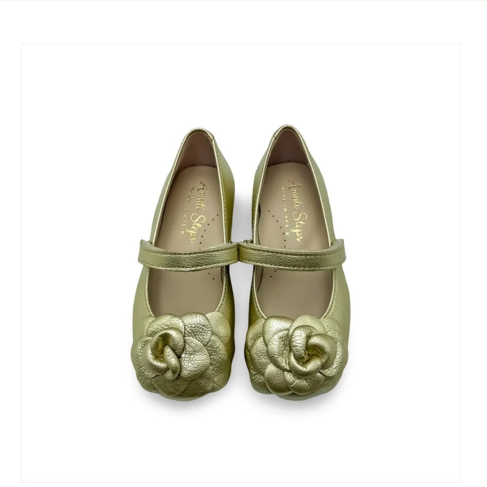 ✨ Amati Steps✨ Made in Spain✨Gold Girls Comfortable Dress Shoes✨